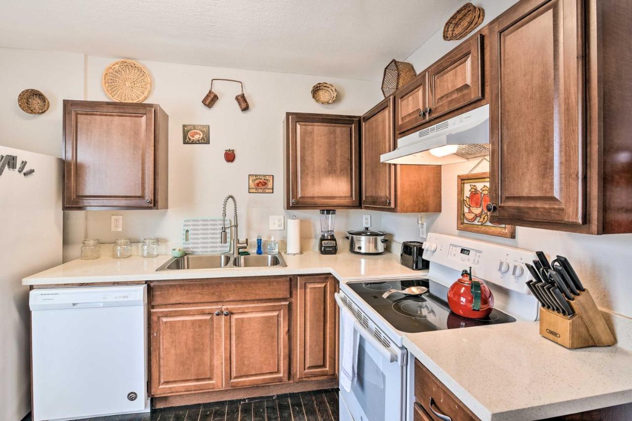 Cozy Galveston Apartment - Walk To Beach And Dining Eksteriør bilde