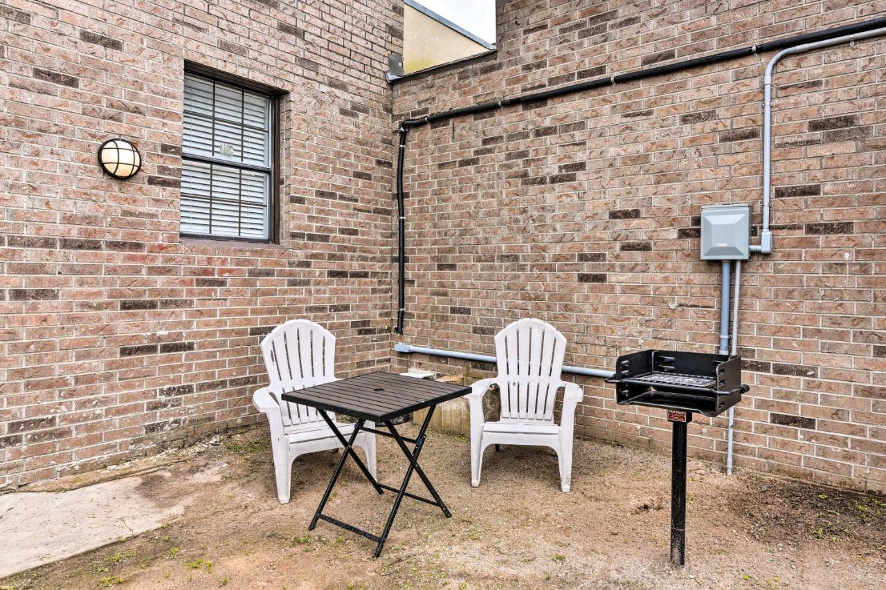 Cozy Galveston Apartment - Walk To Beach And Dining Eksteriør bilde